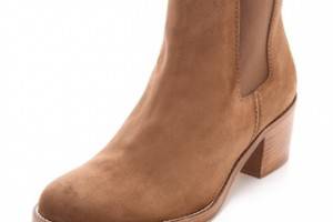 A.P.C. Pull On Gored Booties