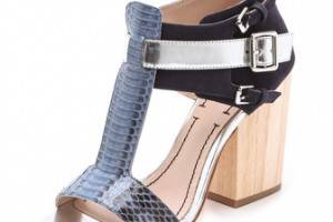 Elizabeth and James Carri Chunky Heel Sandals