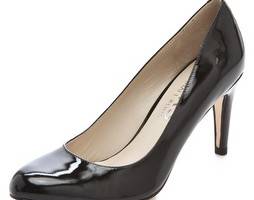 KORS Michael Kors Ghita Patent Pumps