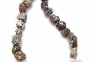 La Vie Bobo Medium Pyrite Quartz Necklace