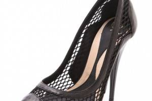 McQ - Alexander McQueen Mesh Cap Toe Pumps