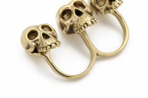 Monserat De Lucca Evolution Skull Knuckle Ring