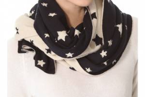 Plush Star Knit Reversible Scarf