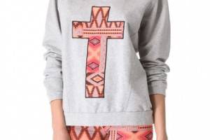 Sleep'n Round Cross Long Sleeve Top