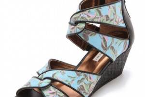 Twelfth St. by Cynthia Vincent Idra Canvas Wedge Sandals