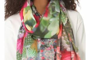 YARNZ Bloom Scarf