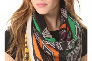 YARNZ Triangles & Florals Scarf