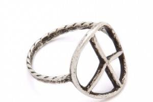 Bing Bang Peace Sign Ring