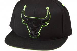 NBA XL NEON SNAPBACK