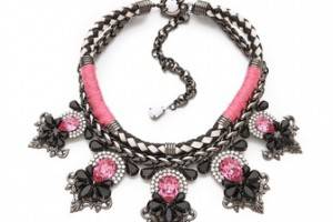 AUDEN Amelia Necklace