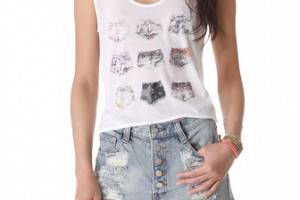 By Zoe Andou Cropped Tank