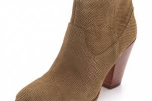 Dolce Vita Hattie Chunky Heel Booties