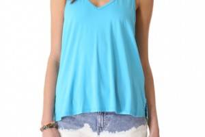 Feel The Piece V Neck Tank