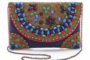 MOYNA Beaded Clutch