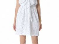 No. 21 Sleeveless Lace Dress