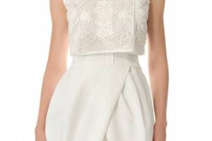 Vera Wang Collection Cropped Sleeveless Jacket