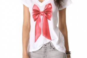 Wildfox Classic V Neck Tee with Shiny Bow