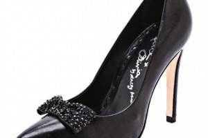 alice + olivia Dahlia Pumps