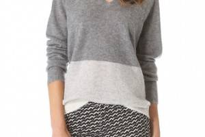 Birds of Paradis by Trovata Two Tone V Neck Sweater