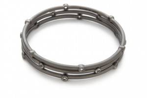 Elizabeth and James Berlin Stacking Bangle Bracelet