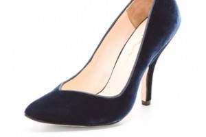 Isa Tapia Isabella Velvet Pumps