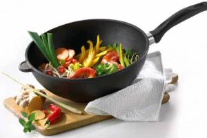 How to choose your first wok.
